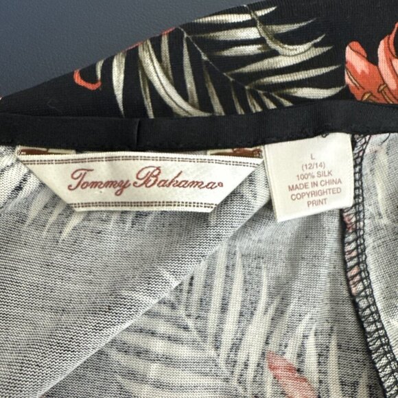 Tommy Bahama Women's L 100% Silk Knit Stretch skirt Dark Tropical Floral EUC - Picture 6 of 10